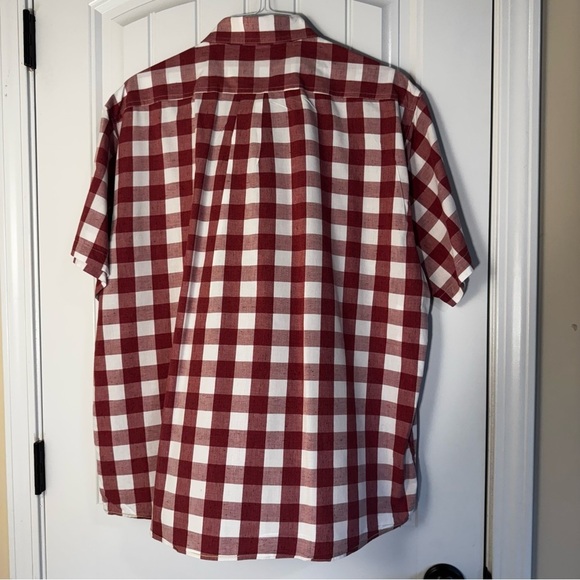 Roundtree & Yorke Red and White Casual Button Down Shirt - Picture 4 of 4